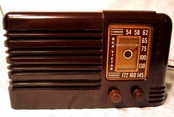 rca victor,45x1,little nipper,tube radio,bakelite,wireless receiver,1940,