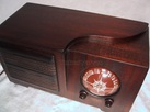Automatic tube valve radio